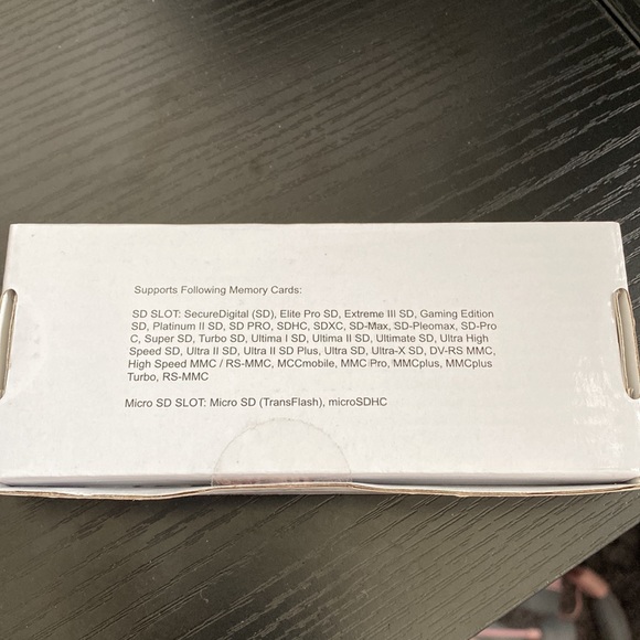 USB 3.0 SD/Micro SD Memory Card Reader - Picture 5 of 6